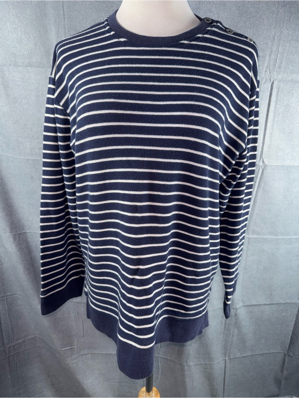 2329-Vintage Russ Navy and White Striped Long Sleeve Crewneck Top